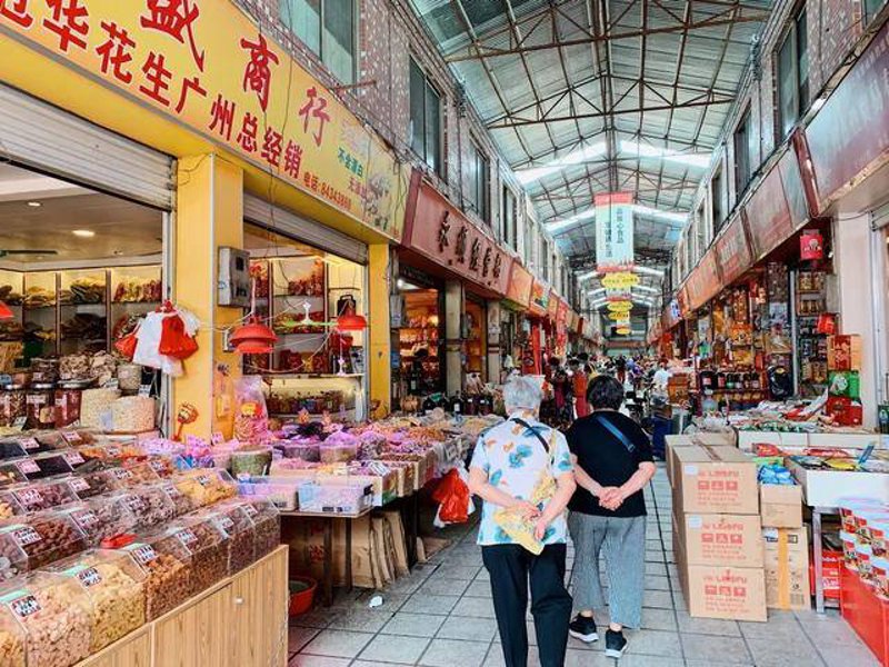 商品供应：商家如何应对市场波动
